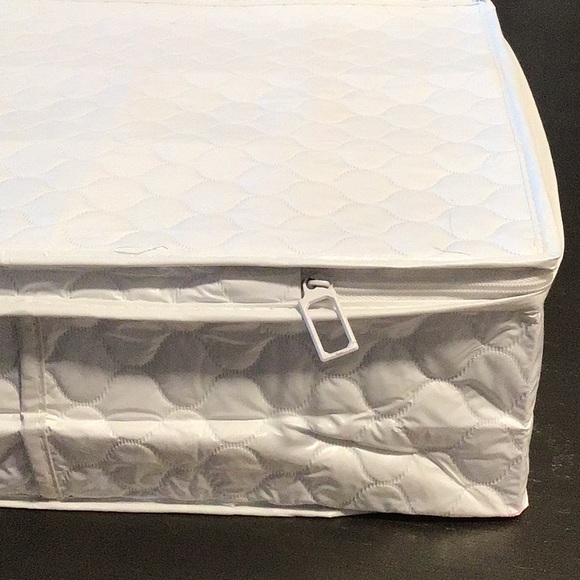 Colclough Bone China Tea Cups Lot of 11-Comes in Quilted Case - Picture 11 of 12